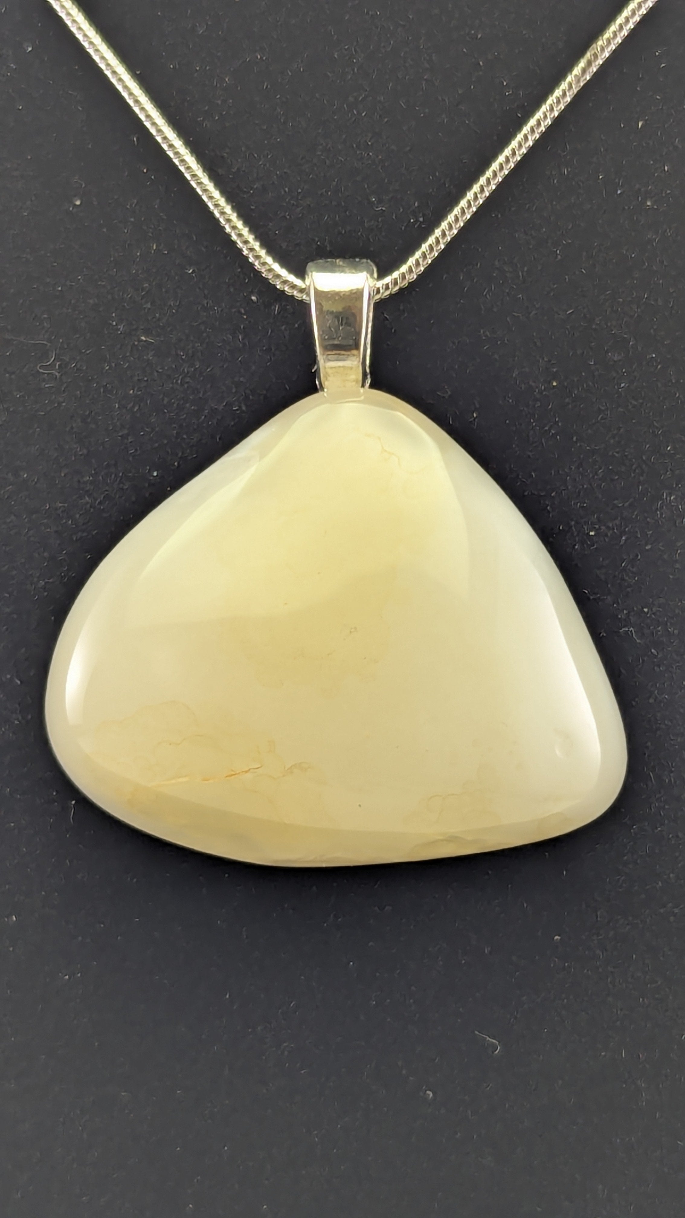 Ghost-Banded Milky Agate Necklace