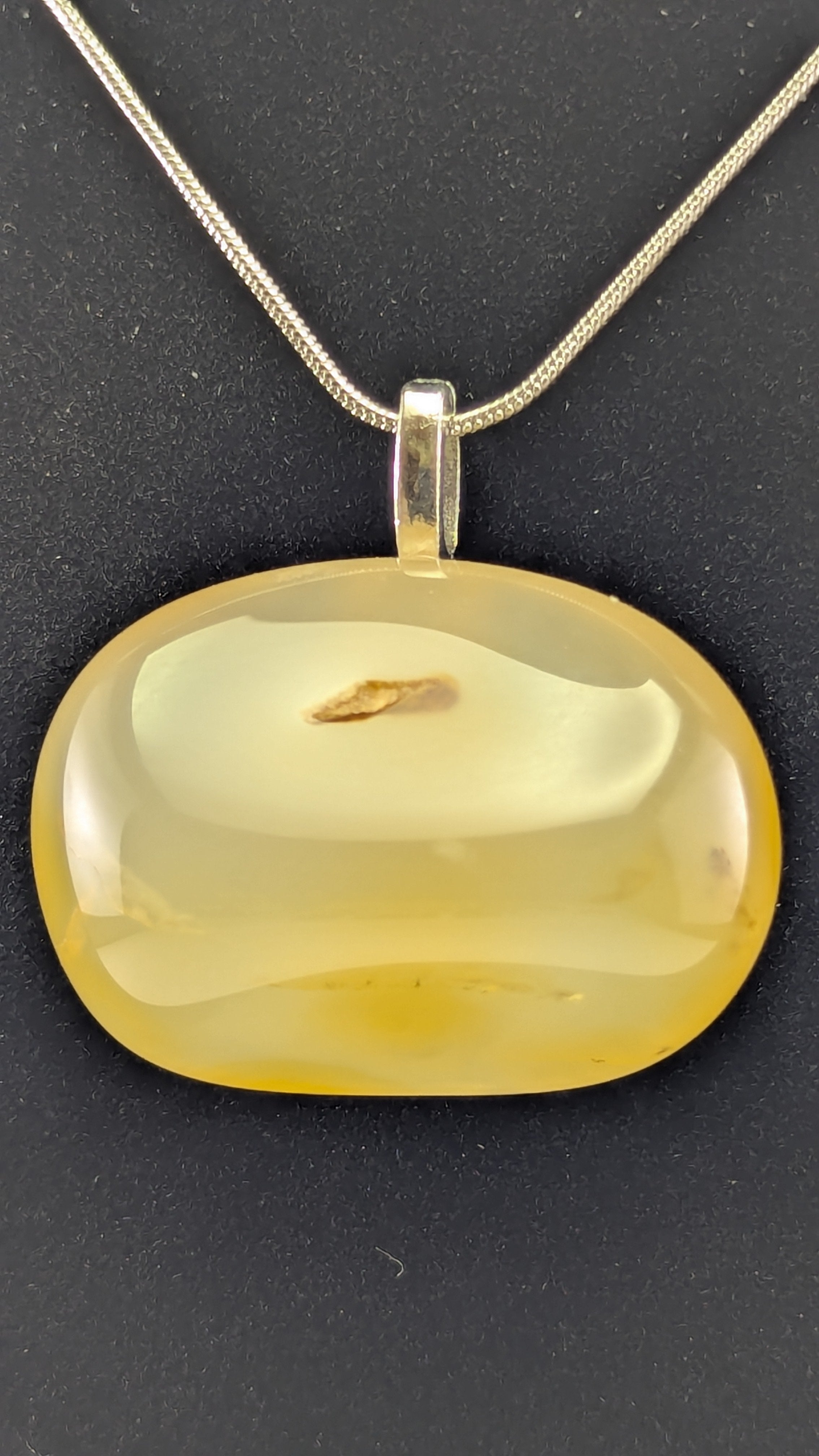 Honey-Tinted Inclusion Quartz Pendant