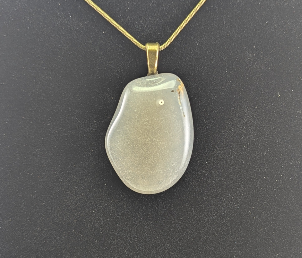 Textured Tube-Artifact Cloudy Quartz Pendant Necklace