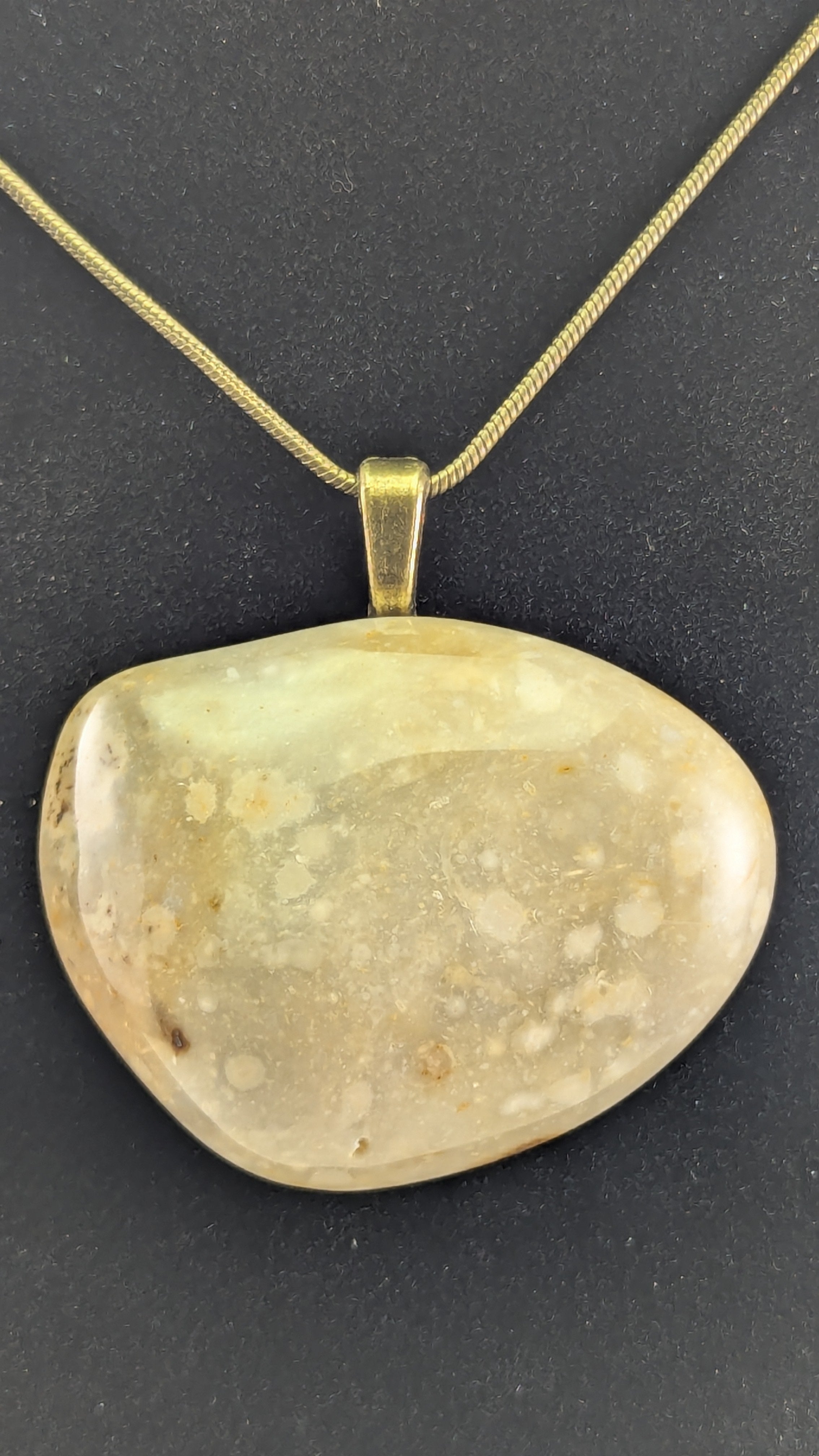 Polished Earth-Art Gray Chert Pendant Necklace