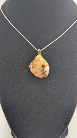 Radiant Chalcedony Flower Agate Pendant Necklace